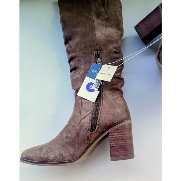 Universal Thread Junie Boots Memory Foam Ultimate Comfort Taupe - Picture 8 of 8